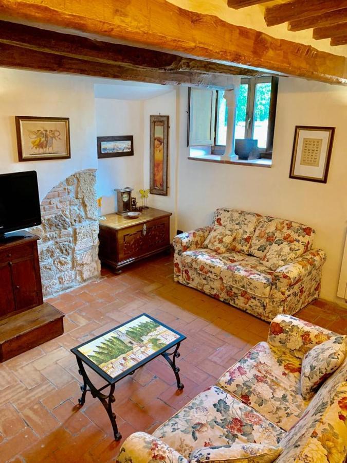 Maidalchini House Apartment *